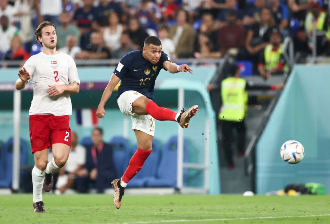 孙兴慜加盟洛杉矶FC首赛季数据：13场比赛12球3助攻（加盟洛杉矶FC首季，孙兴慜13战12球3助攻）