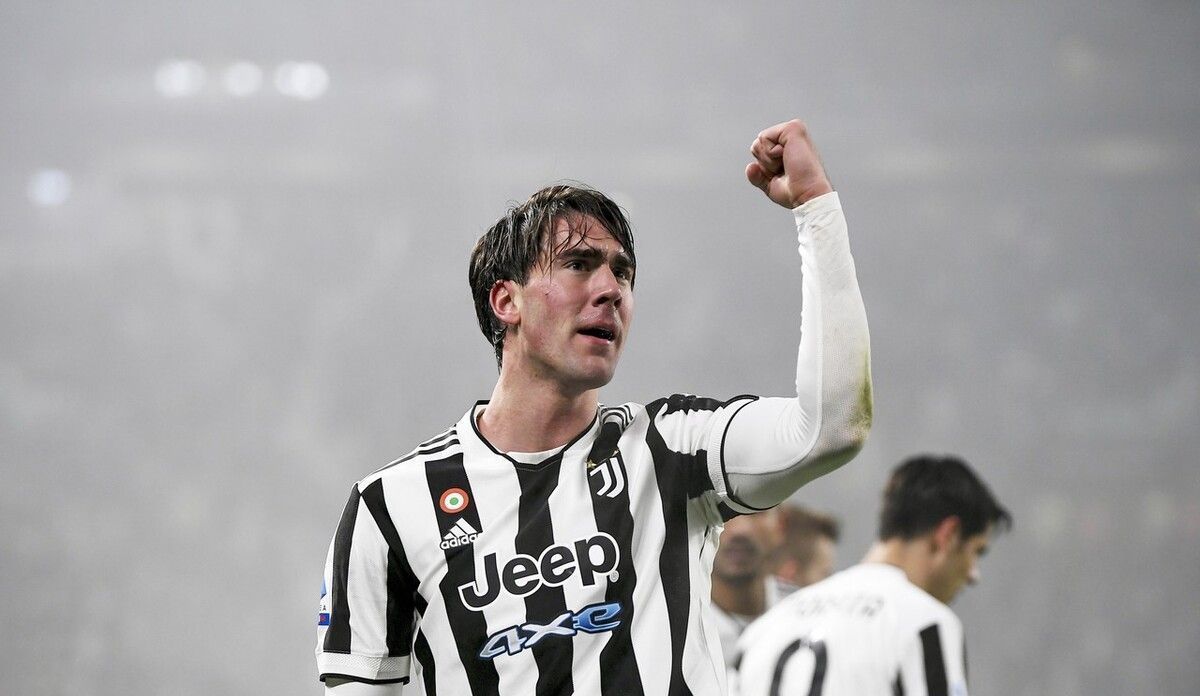 2025／26赛季英超：赛程密集应对策略！切尔西将进行阵容轮换（英超2025／26赛季赛程紧凑，切尔西将启用阵容轮换方案）