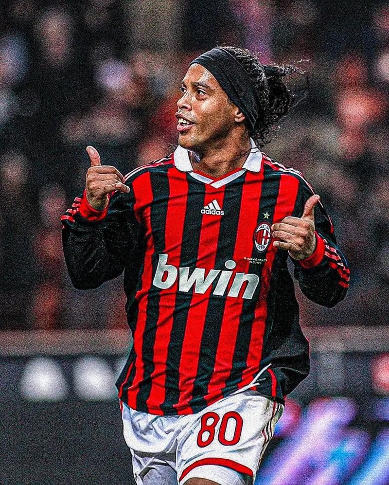 降维打击！深圳外援史密斯暴砍41分10助攻并上演准绝杀（统治级发挥！深圳外援史密斯轰下41分10助攻，上演准绝杀）