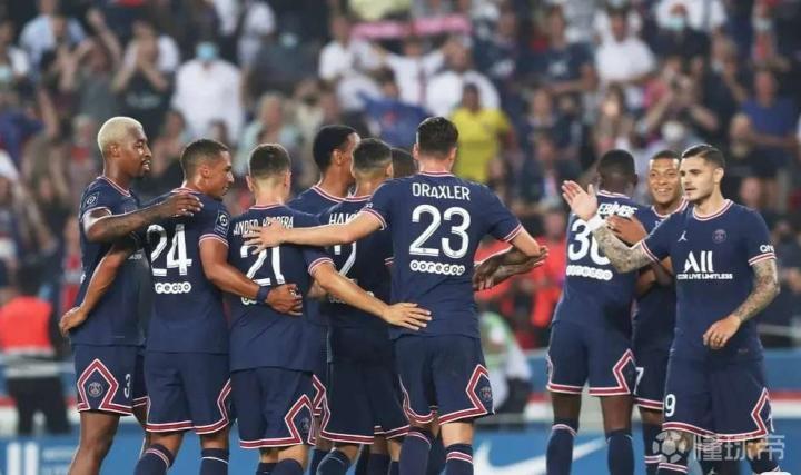 意媒：德佬对孔蒂依然保持完全信任，双方将召开会议分析现状（意媒：德佬仍对孔蒂充分信任，双方将会面评估现状）