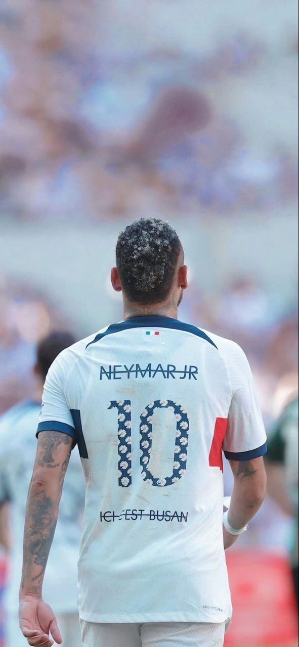 埃弗顿官方：恩迪亚耶和盖耶15日前往国家队，可以出战切尔西（埃弗顿官方消息：恩迪亚耶与盖耶15日赴国家队报到，仍可出战切尔西）