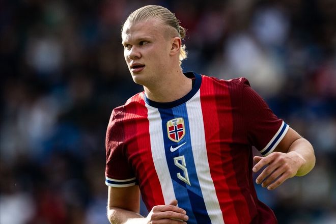 19岁22天，莱比锡边锋迪奥曼德成为德甲历史第二年轻戴帽球员（仅19岁22天，莱比锡边锋迪奥曼德成德甲史上第二年轻帽子戏法球员）