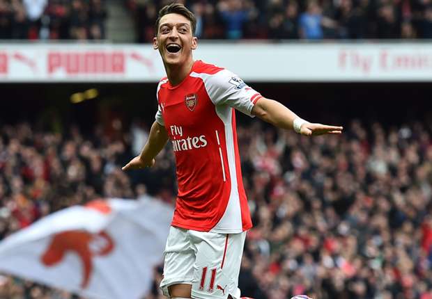 阿隆索：虽然我现在是教练，但真正美妙的是踢球（阿隆索坦言：如今身为主帅，最美妙的仍是踢球）